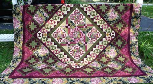 OUT OF STOCK: Jasmine Star Quilt Complete Kit   send inquiry